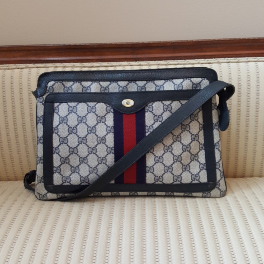 Gucci GG Coated Canvas Messenger Accordion Bag